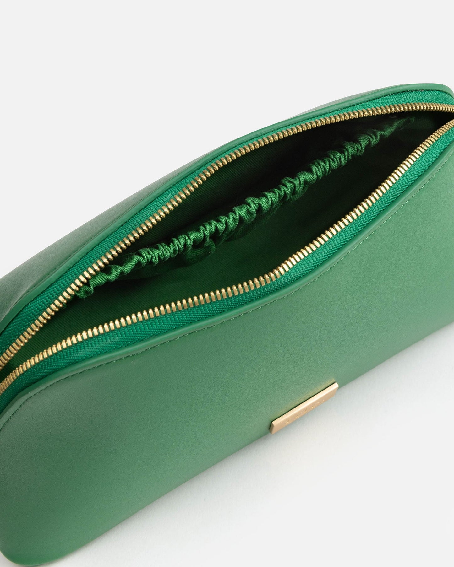 The Daily Edited Zara Small Beauty Case Bold (Green)