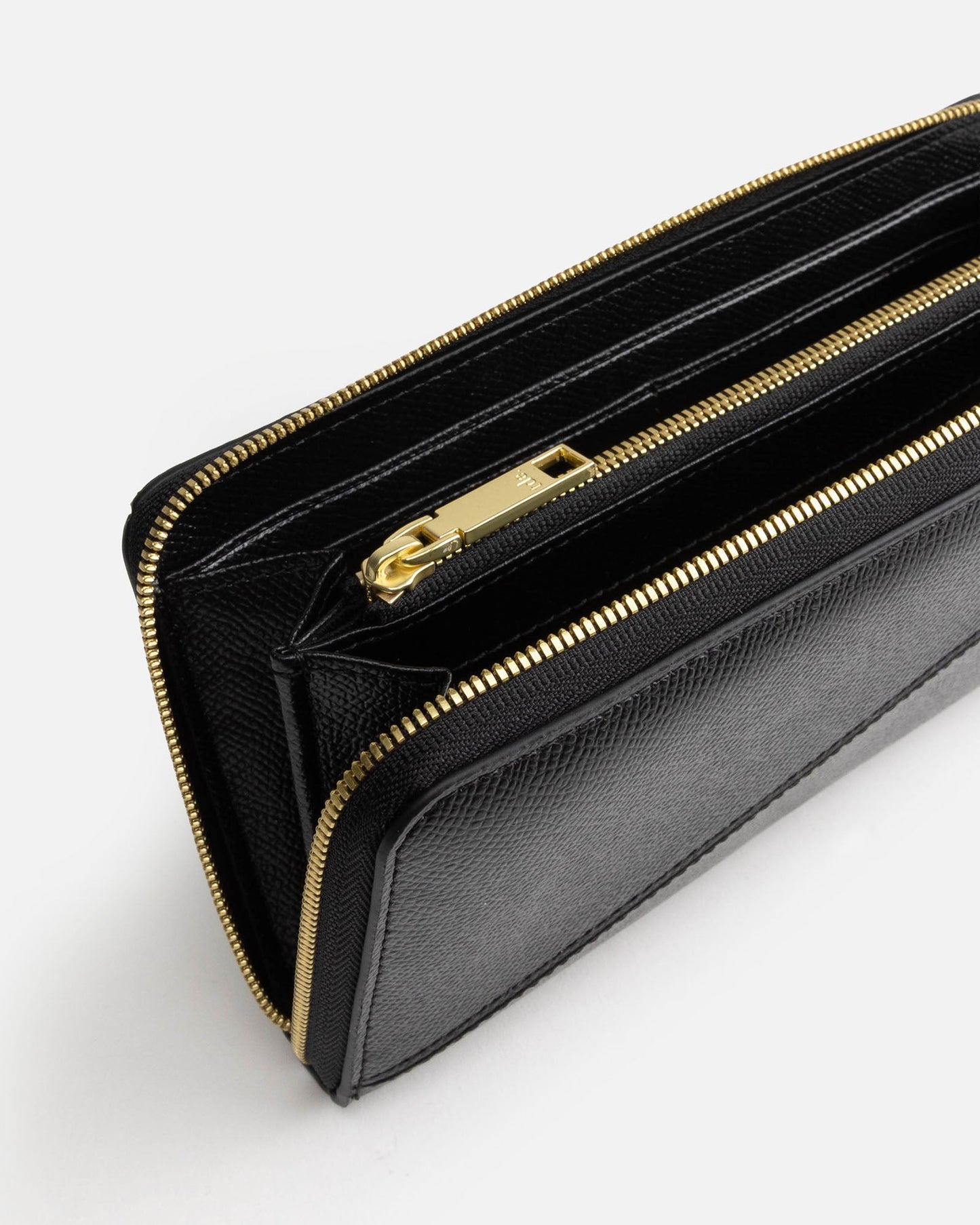 The Daily Edited Frankie Zip Wallet (Black)