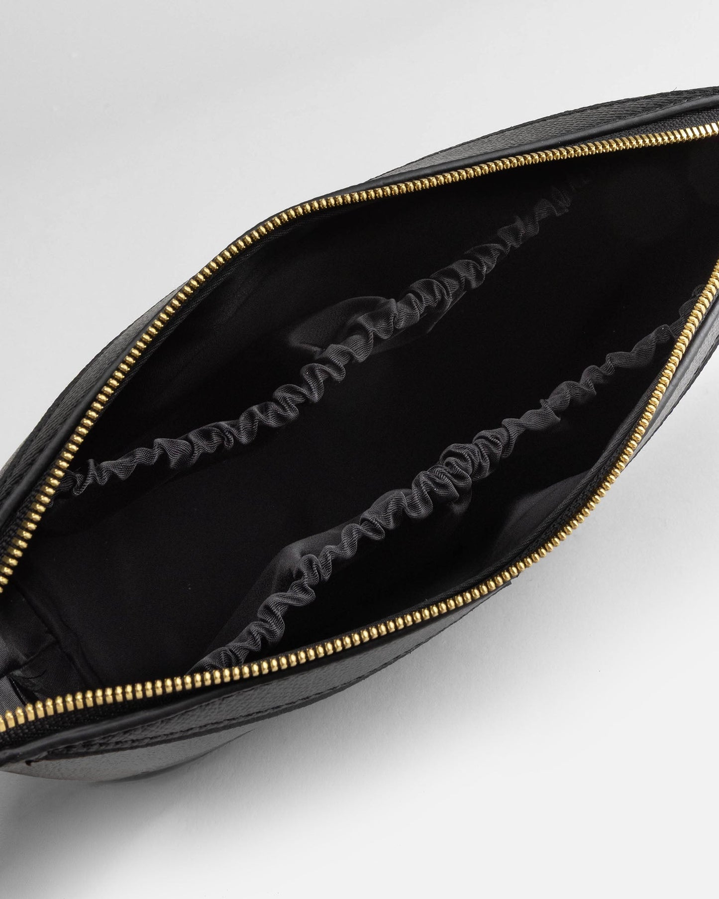The Daily Edited Frankie Cosmetic Pouch (Black)