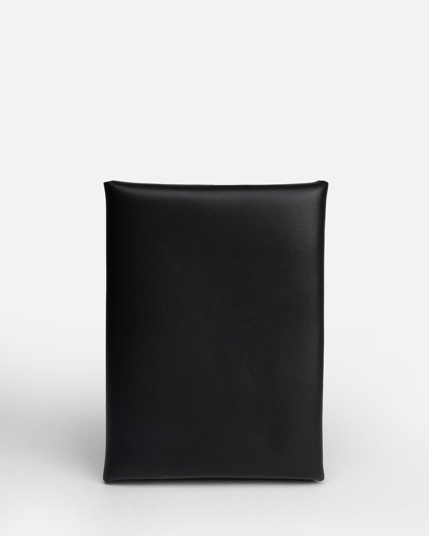 The Daily Edited Remy Passport Sleeve (Black)
