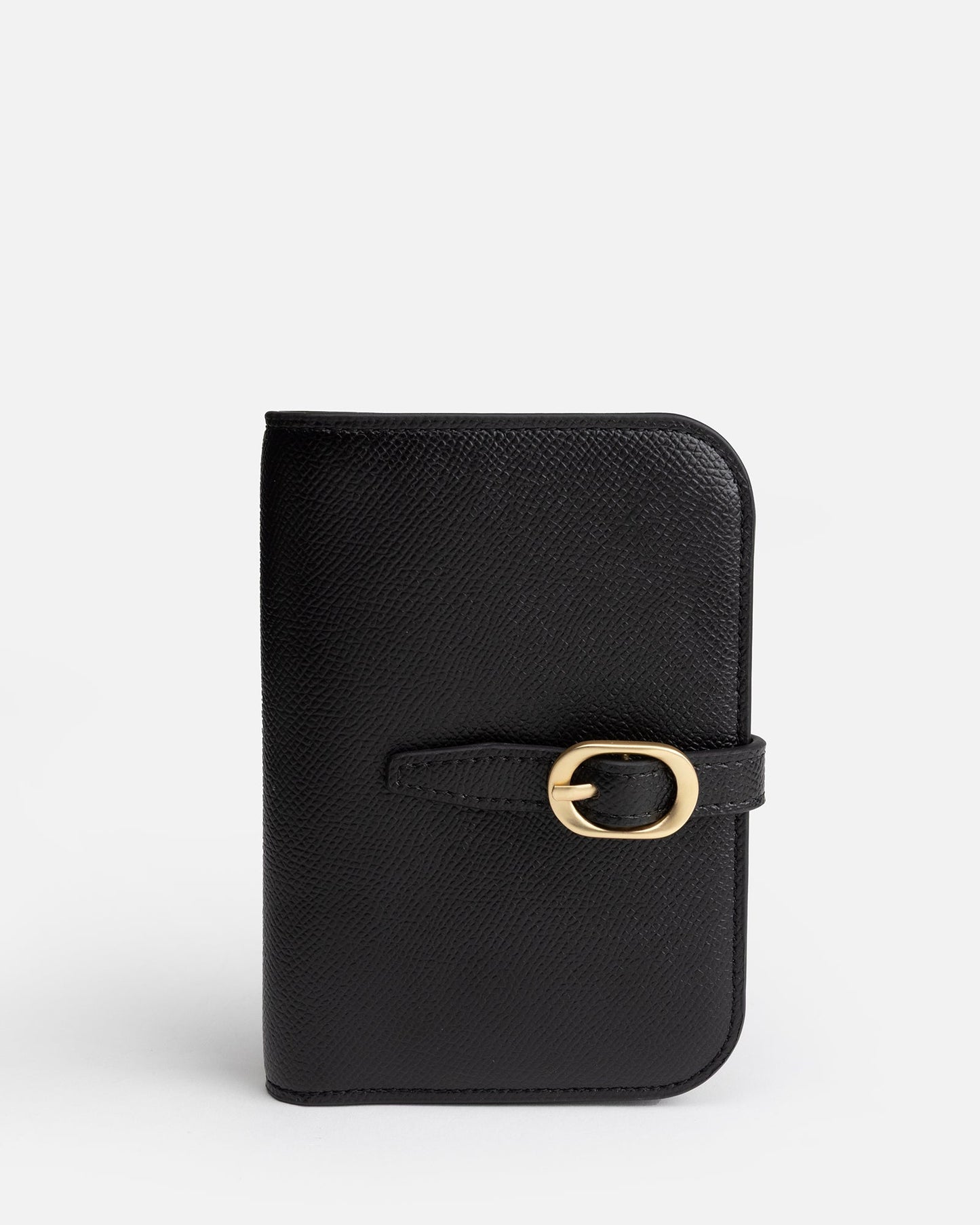 The Daily Edited Aria Passport Cover (Black)