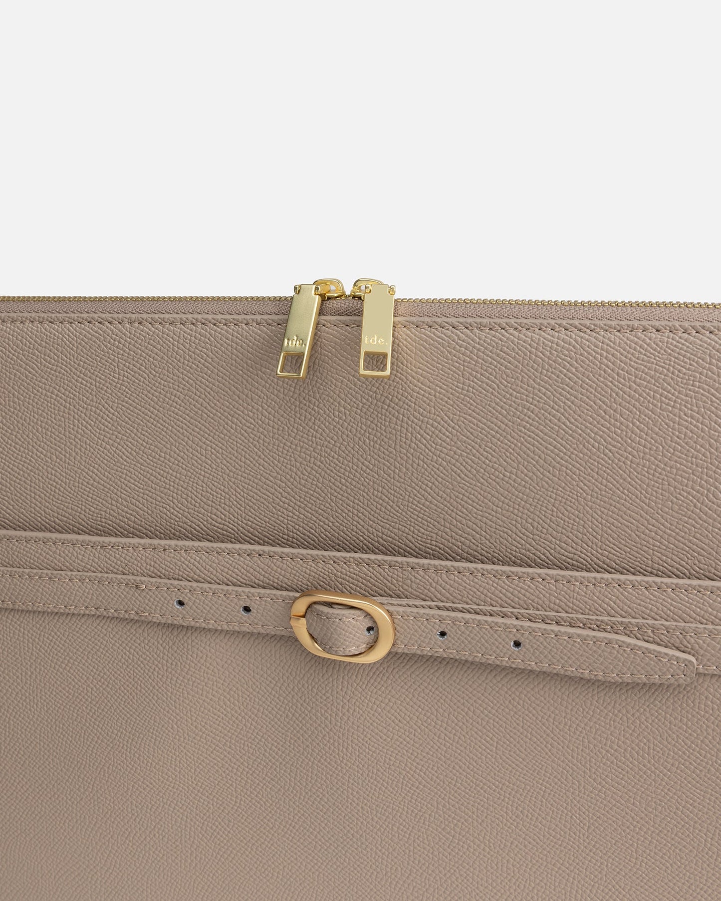 The Daily Edited Aria 15" Laptop Cover (Sepia)