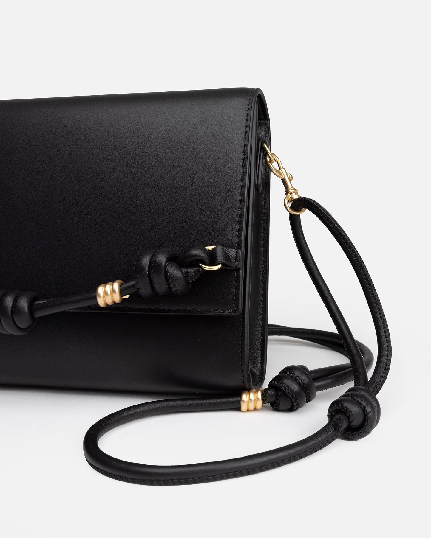 The Daily Edited Bella Clutch (Black)