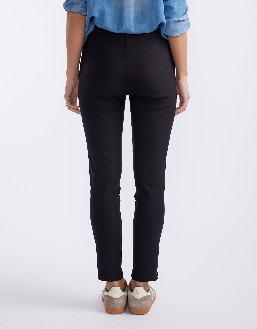 Tirelli The 24/7 Bengaline Crop Pant (Black)