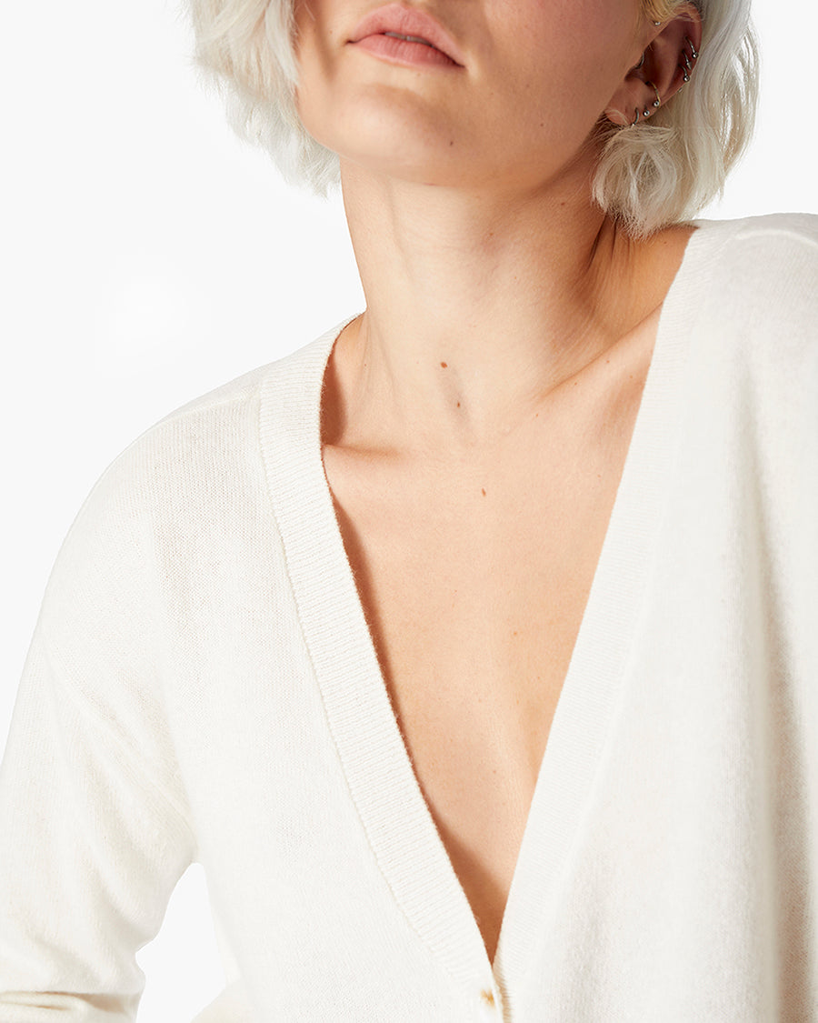 Cashmere V Neck Cardigan (Cream)