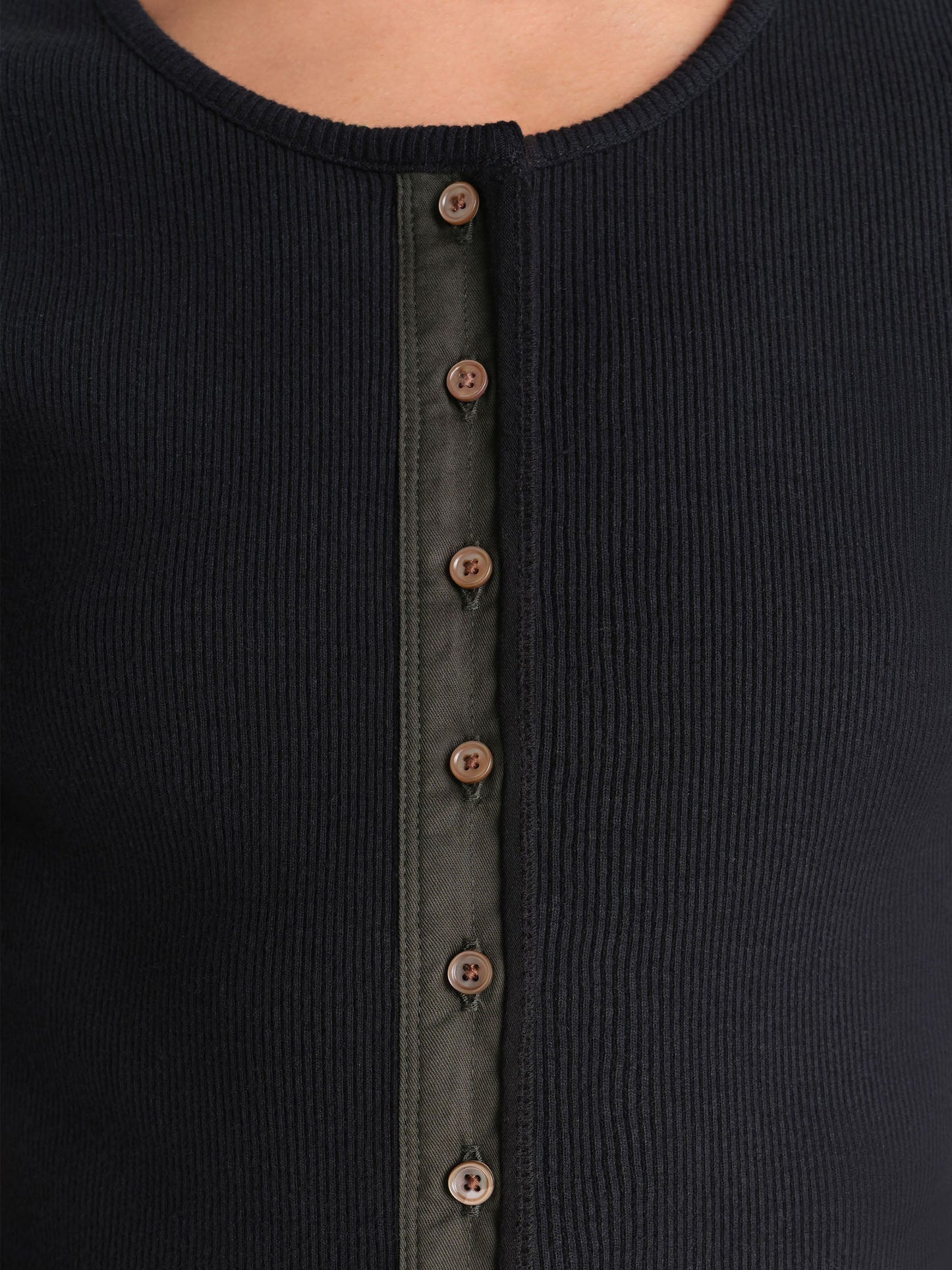 LEMAIRE Fitted Henley (Black)