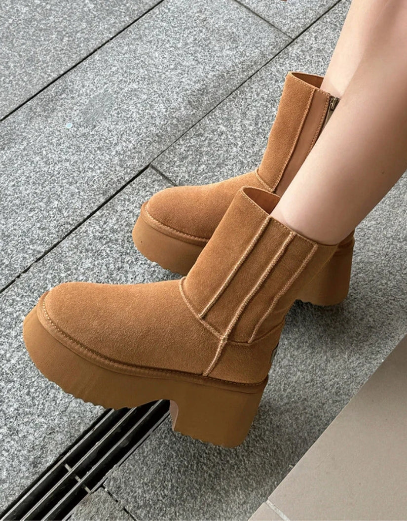 UGG EVERAU® Yuana Platform Boots (Chestnut)