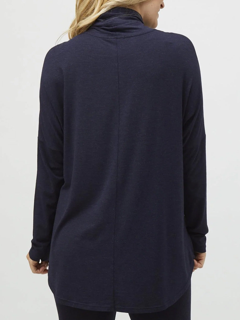 TANI MARLE SWING TURTLE NECK (Graphite)
