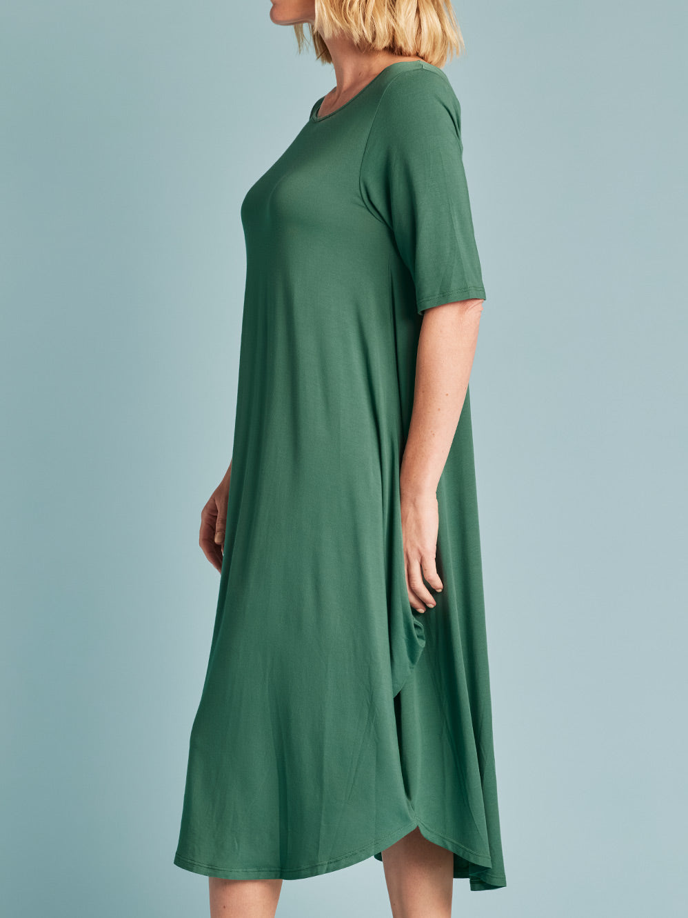 Tani Relaxed Tri Dress (Black)