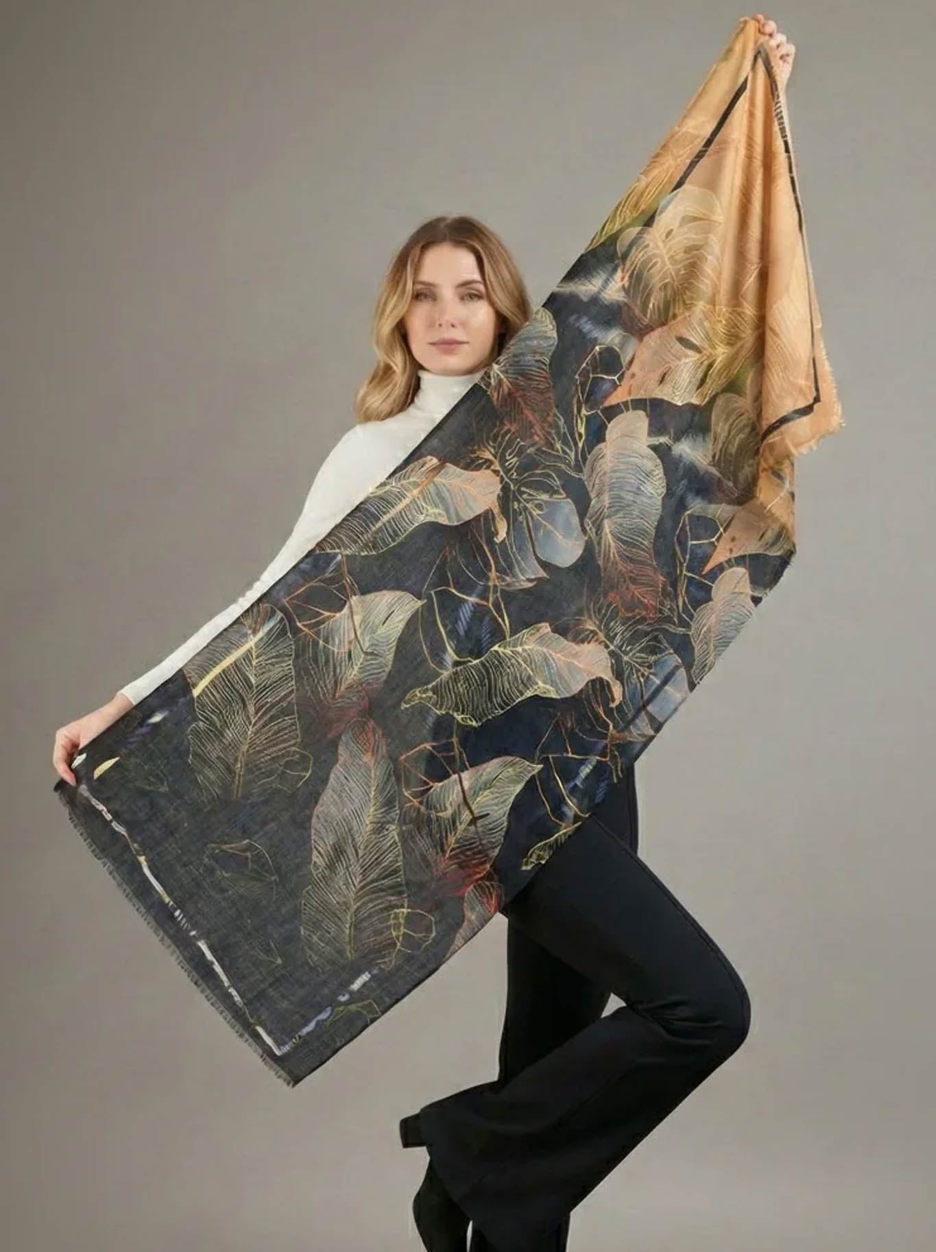THE SCARF COMPANY BESS WOOL SCARF (Floral)