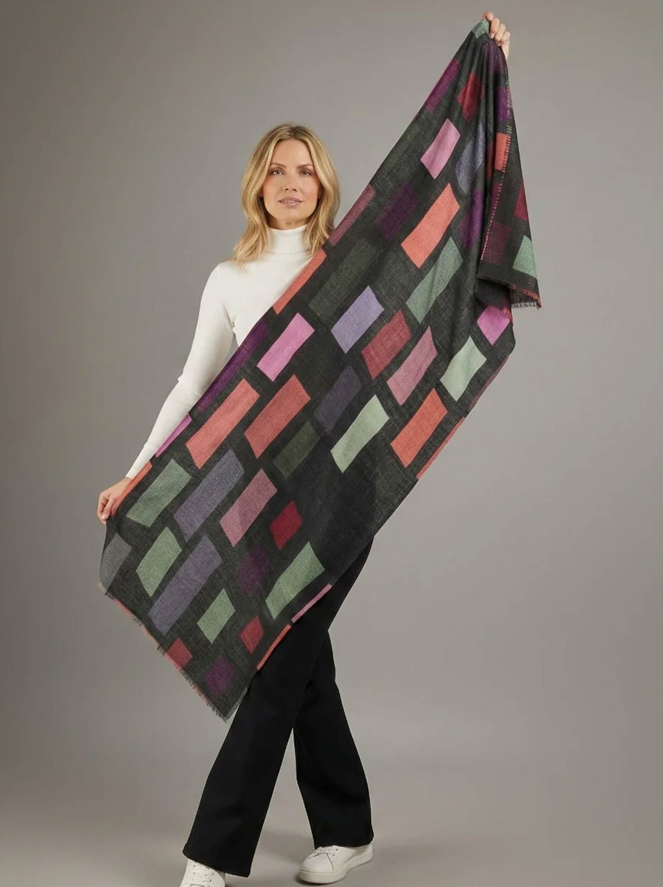 THE SCARF COMPANY SIMONE WOOL SCARF (Geometric)