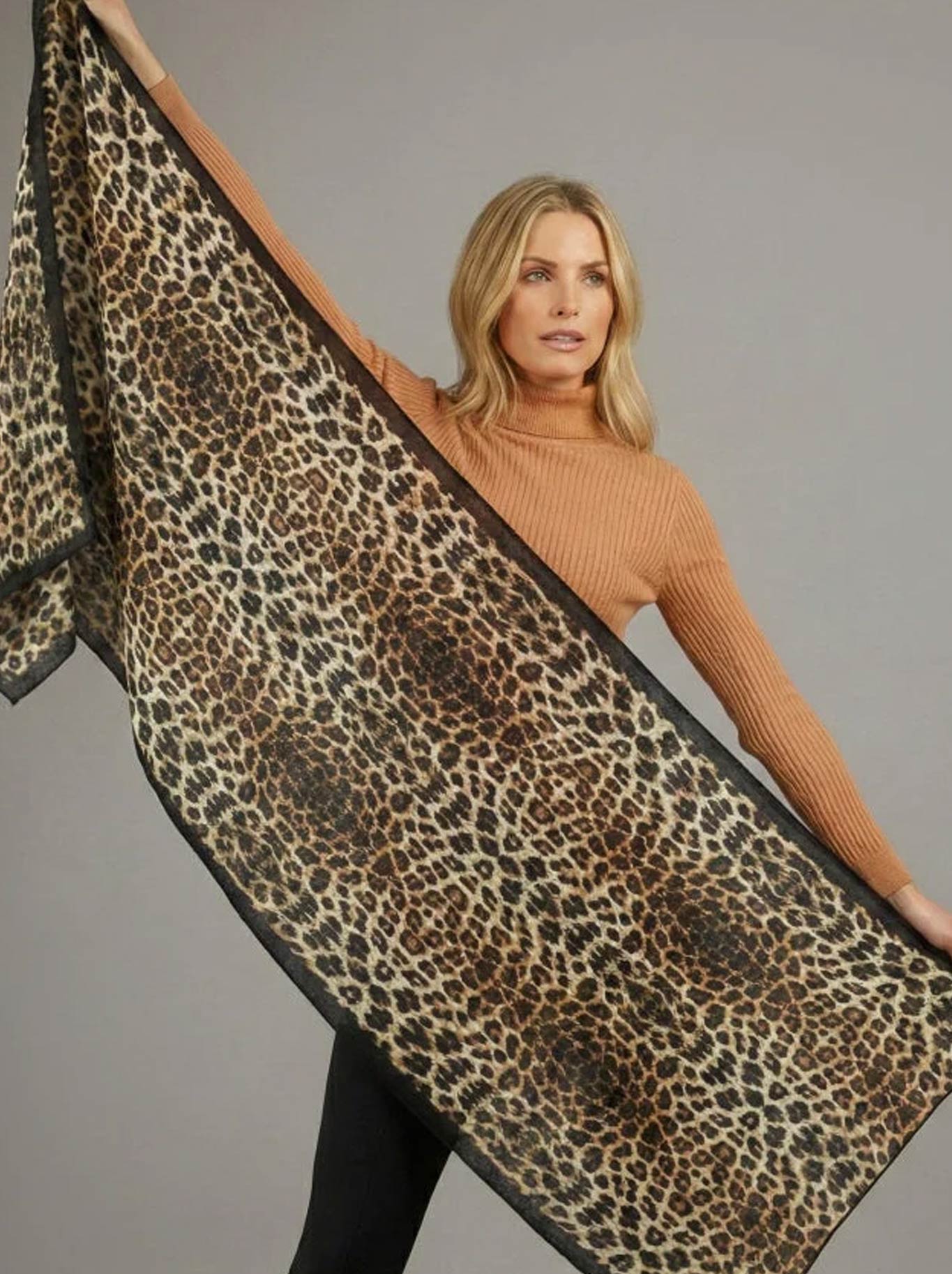 THE SCARF COMPANY ZELDA WOOL SCARF (Animal)