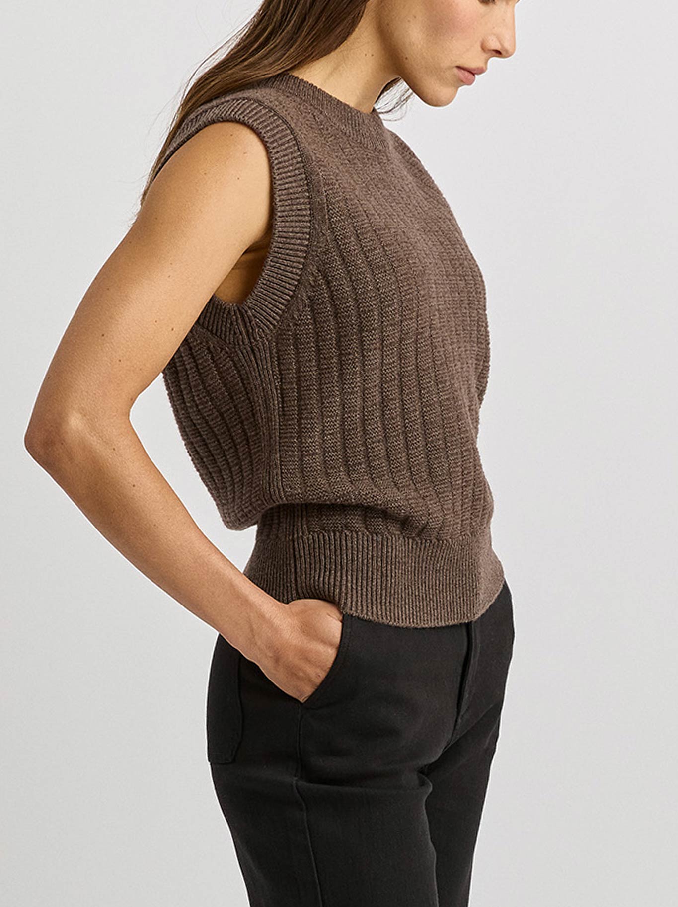 Toorallie Grid Knit Vest (Black)
