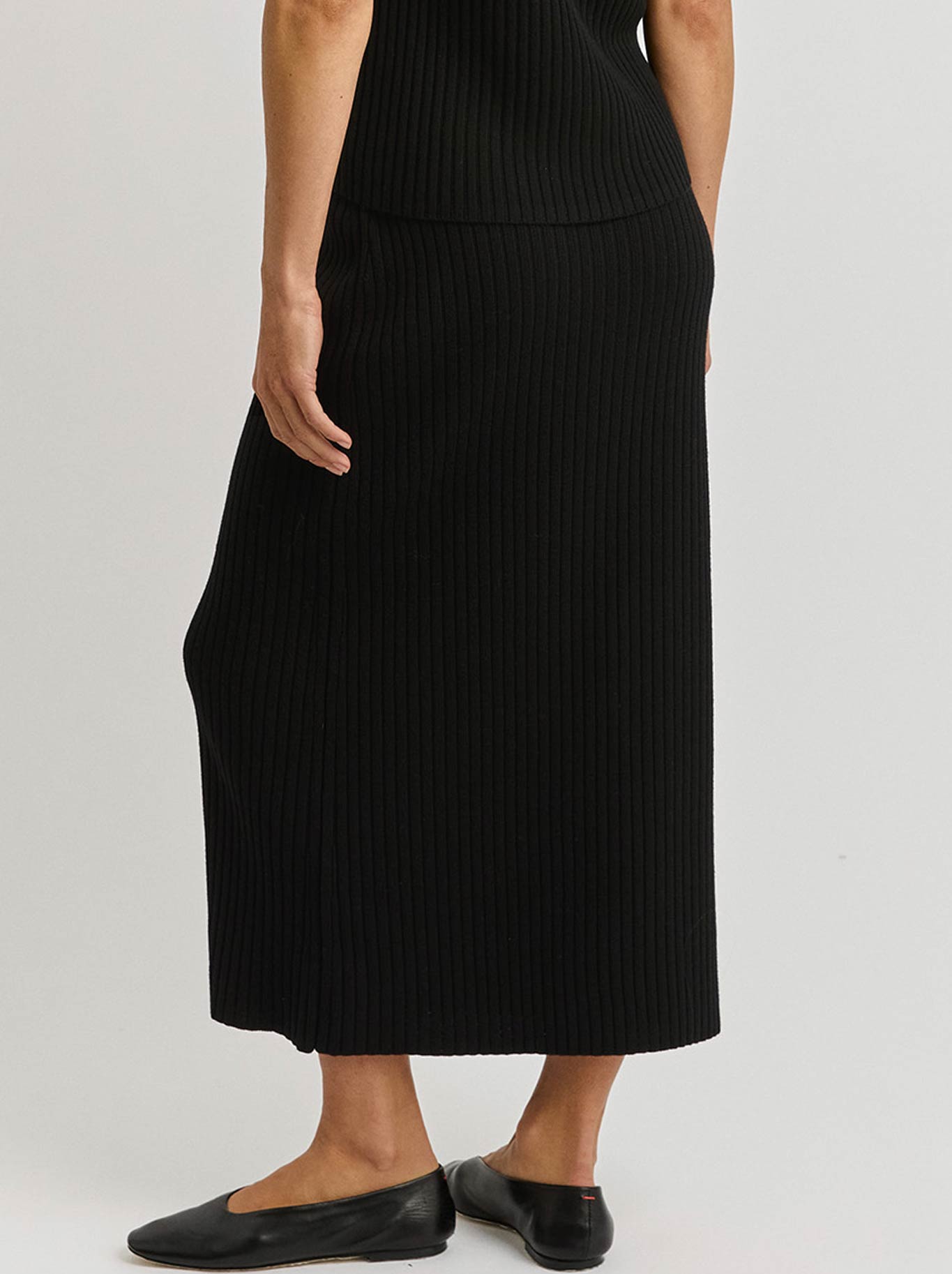 TOORALLIE RIB KNIT SKIRT (Black)
