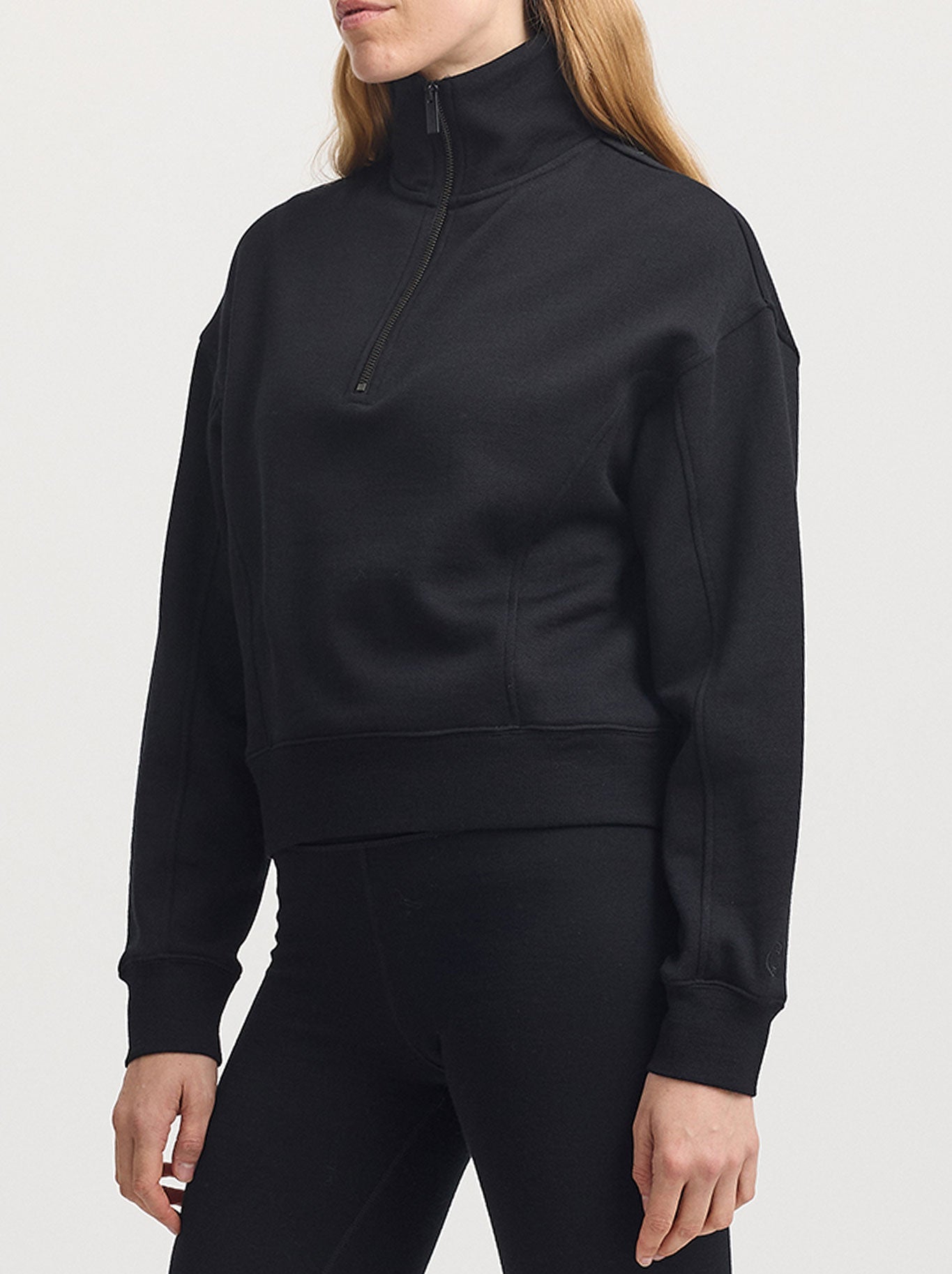 Toorallie Lounge Cropped Half Zip (Black)