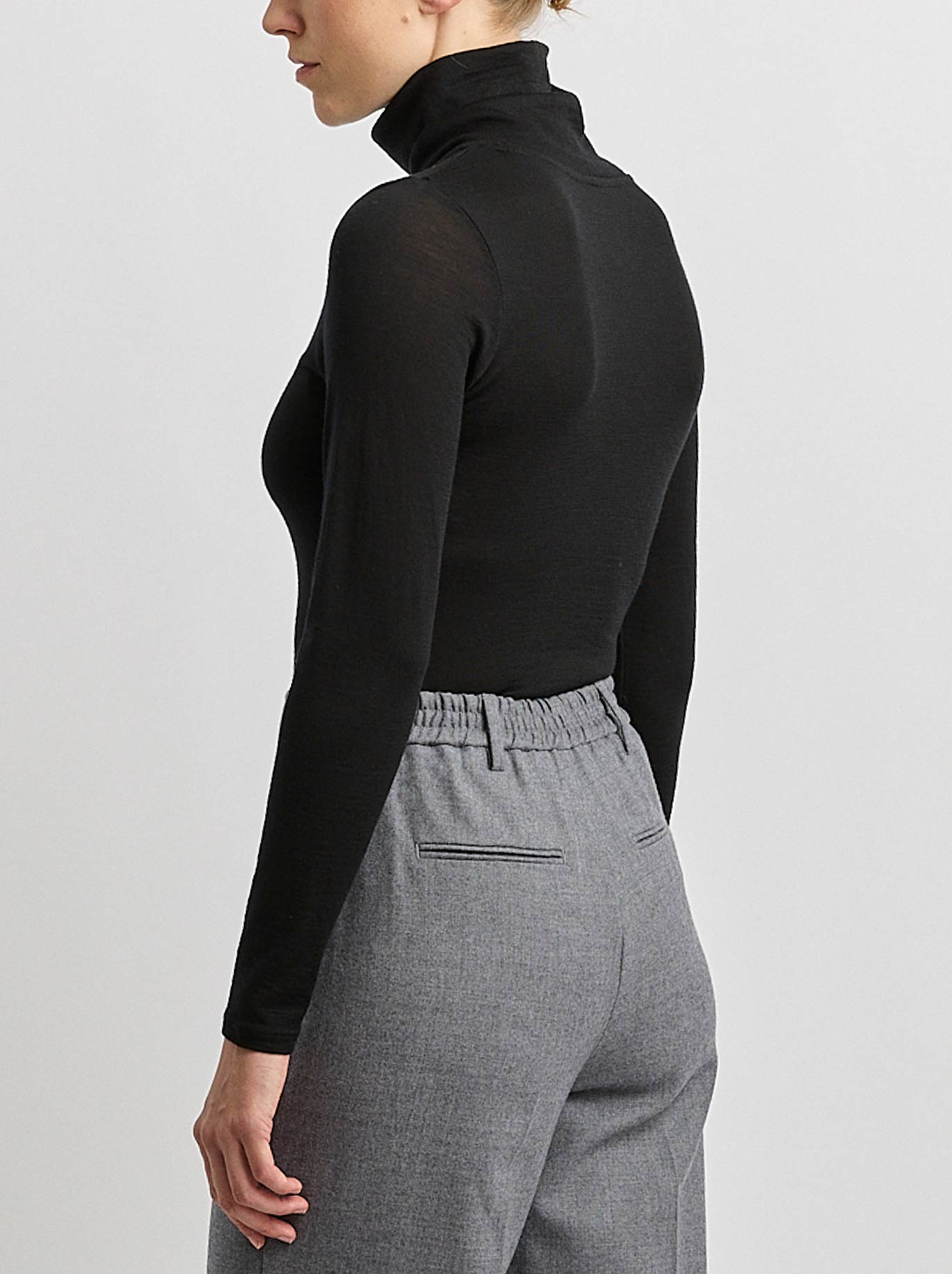 TOORALLIE MERINO TURTLE NECK (Black)