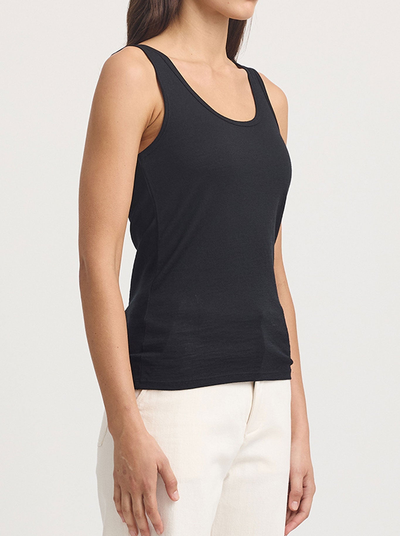 TOORALLIE MERINO SCOOP TANK (Black)