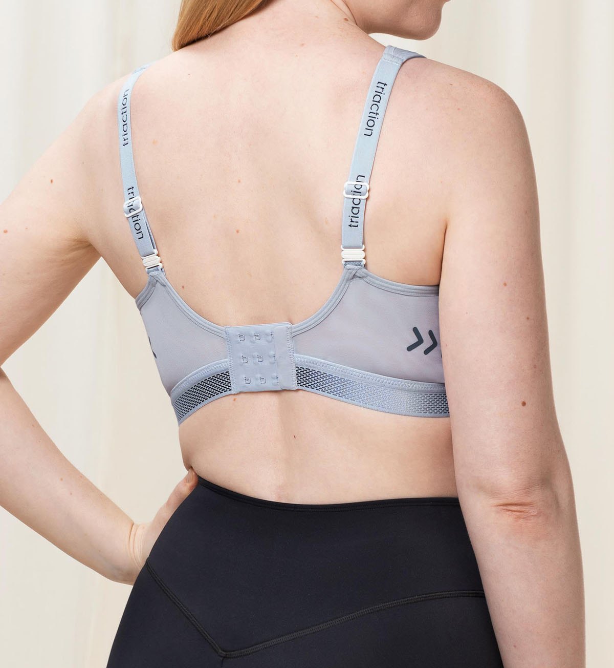 Triumph Triaction Cardio Flow Padded Bra (Platinum)