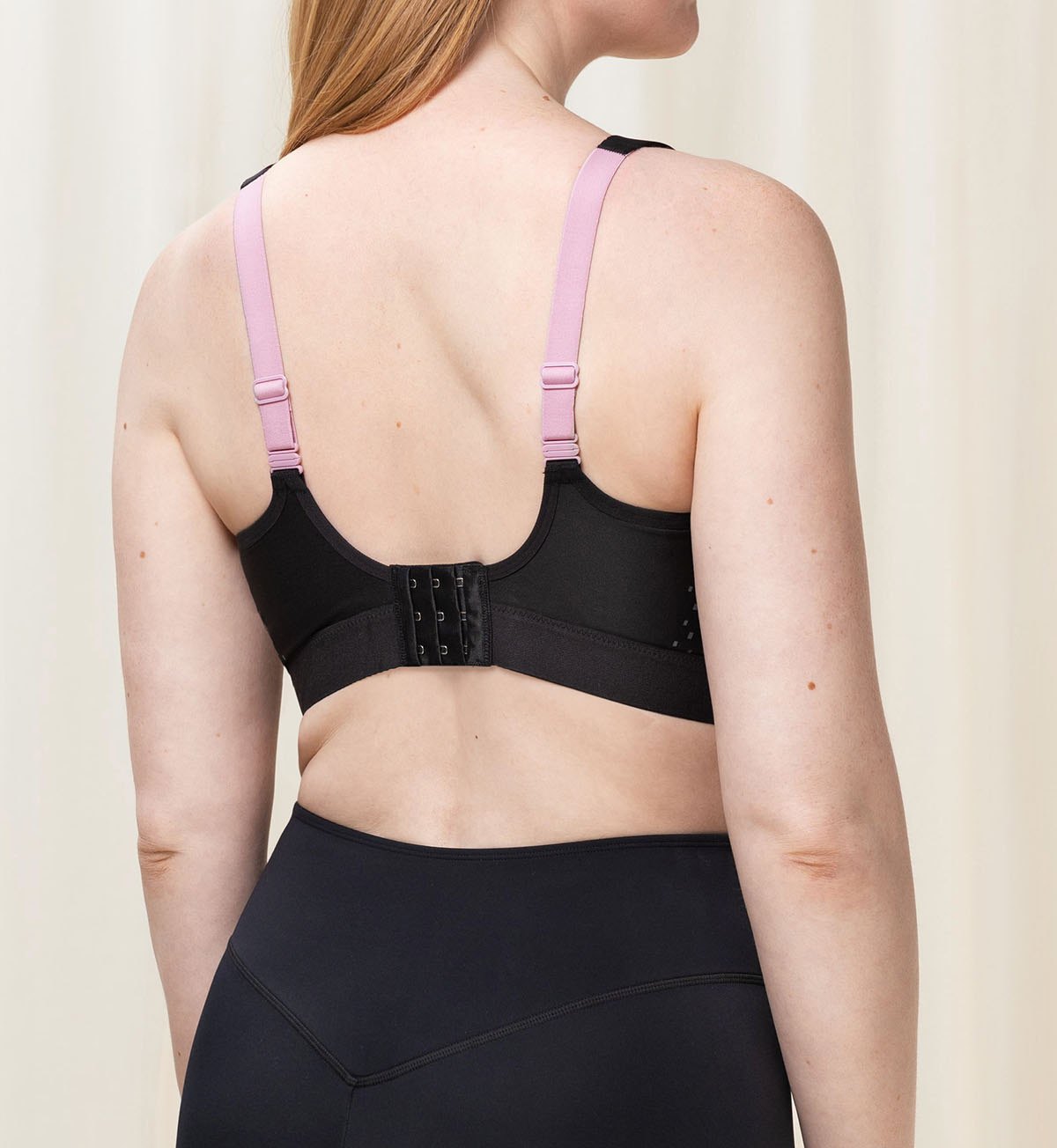 Triumph Triaction Extreme Lite Sports Bra (Black)