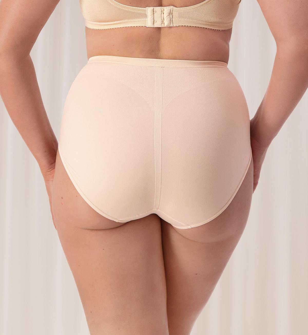 Triumph Shape Sensation Minimiser Brief (Teint)