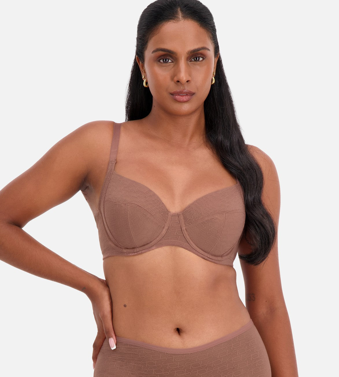 Image of Bras. Productname: Triumph Triumph Signature Everyday Wired Bra in Toasted Almond colour by brand - Triumph