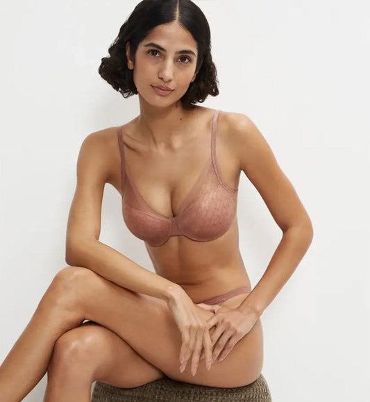 Image of Bras. Productname: Triumph Signature Sheer Wired Padded Bra in Toasted Almond colour by brand - Triumph