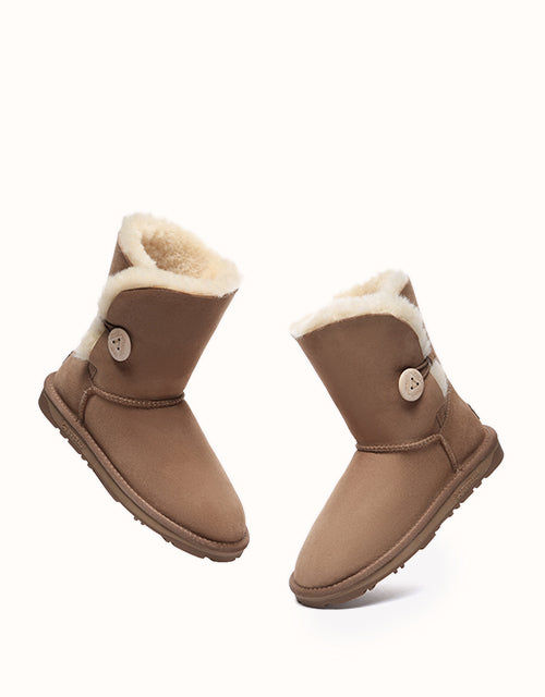 UGG EVERAU® Short Button Boots (Chestnut)