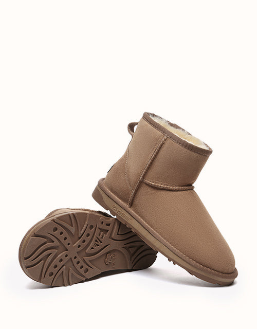 UGG EVERAU® Mini Classic Boots (Chestnut)