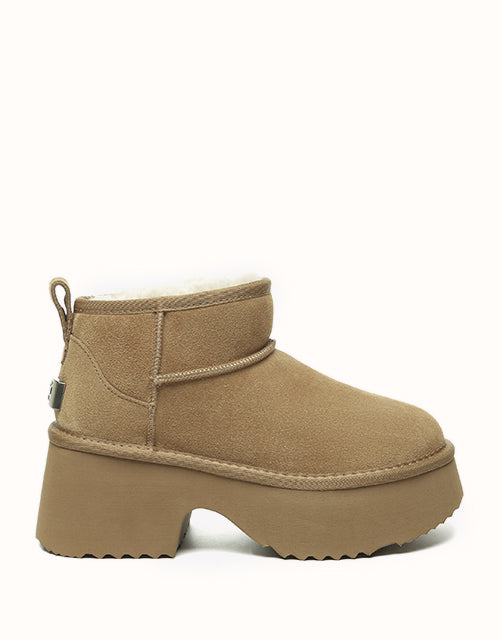 Image of Heels. Product name - UGG EVERAU® Ariel Platform Boots in Chestnut colour by brand - Everau