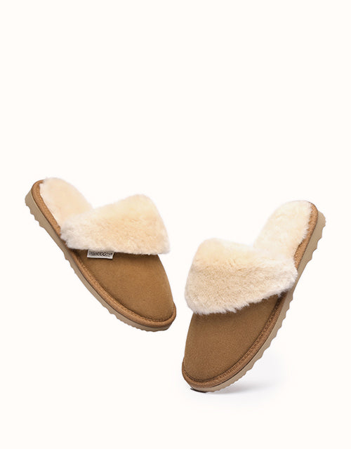 URBAN UGG® Collar Scuff (Chestnut)