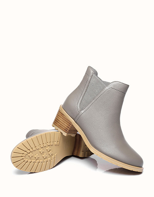 URBAN UGG® Chelsea Boots (Black)
