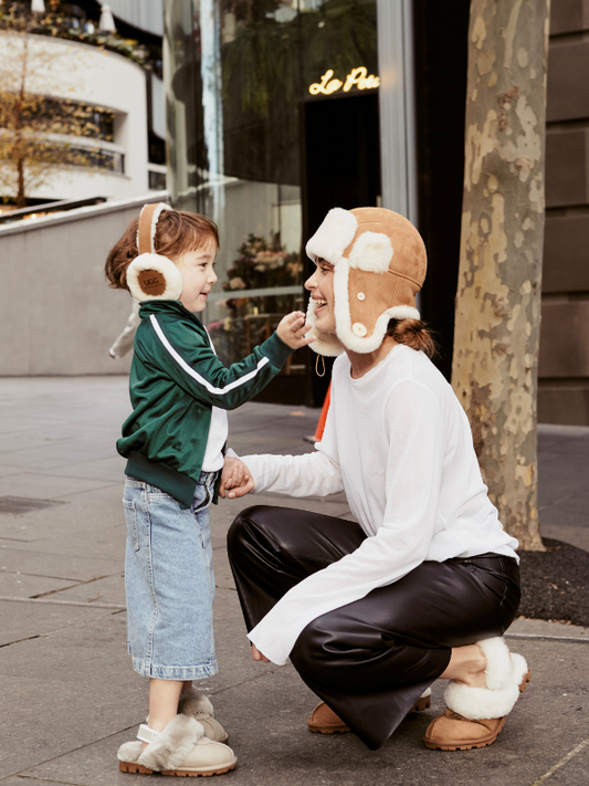 Ugg AUSTRALIAN SHEPHERD® Connie Kids Earmuff (Chestnut)