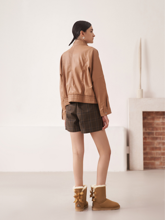 EVERAU® Short Back Bow Boots (Chestnut)