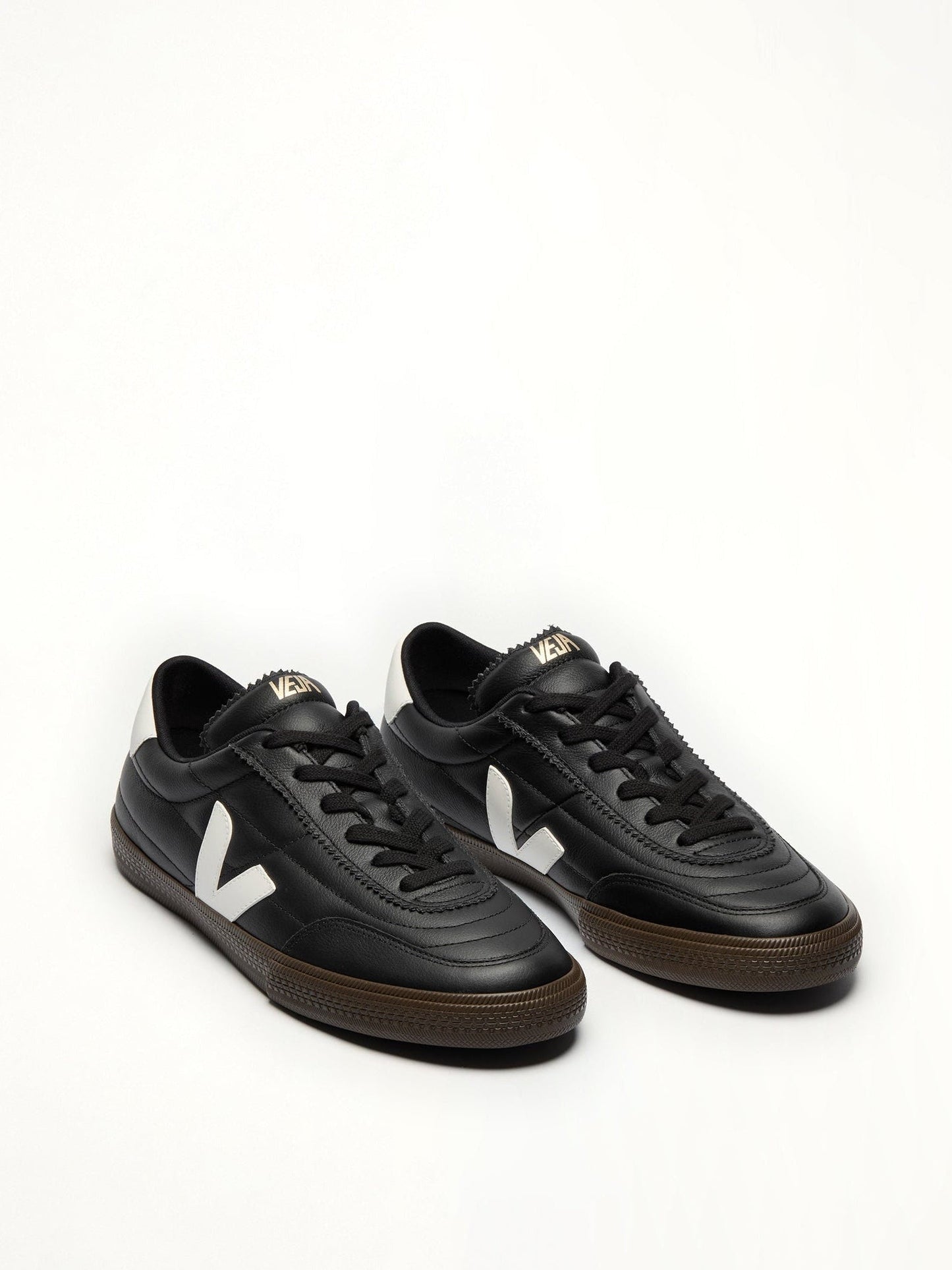VEJA Panenka Sneaker (Black)