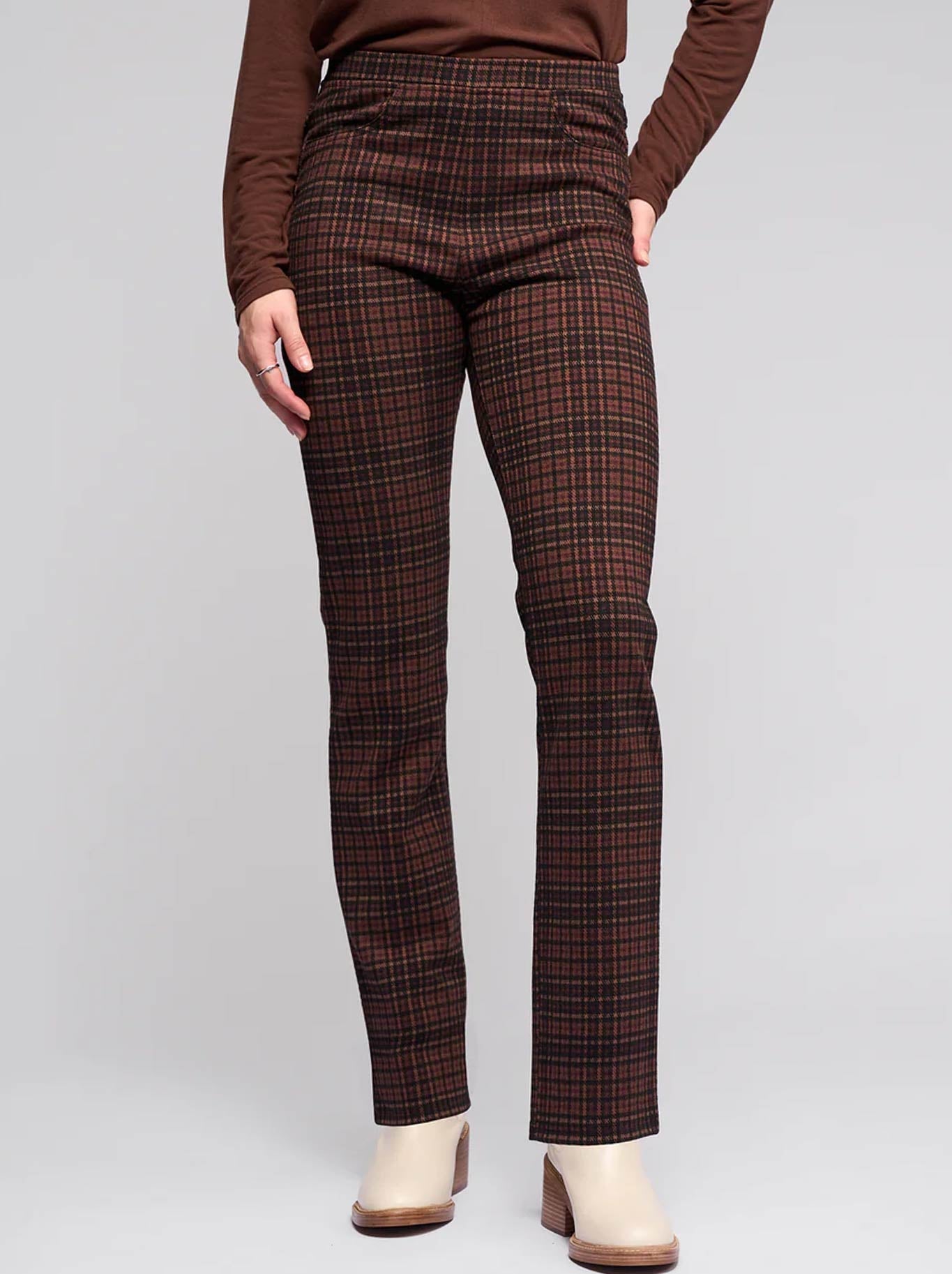 VASSALLI BAY SLIM LEG PULL ON PANT (Checkmate)