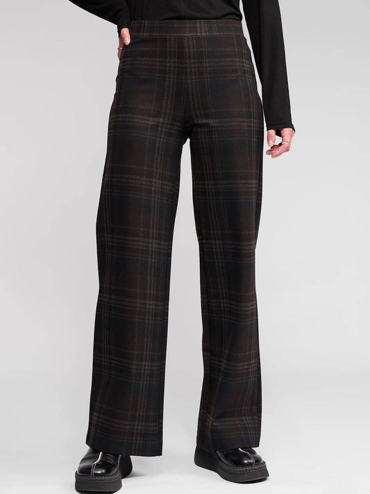 Image of a model wearing Pants. Productname: Vassalli Loft Wide Leg Pull On Pant in Hugo colour by brand - Vassalli