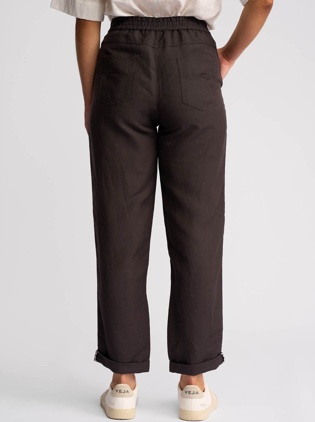VASSALLI OXFORD SLIM LEG ANKLE GRAZER (Chocolate)
