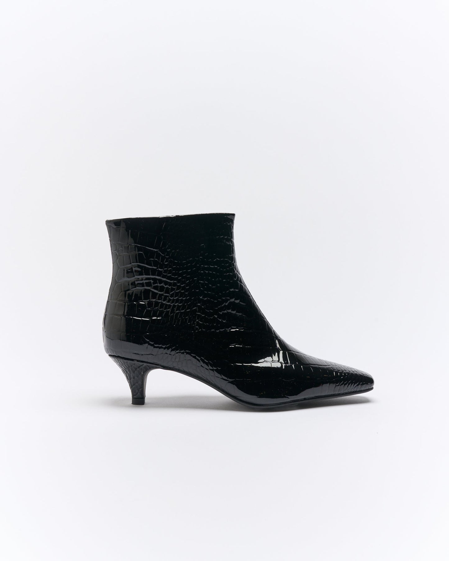 Image of Boots. Productname: Vera Boot in Black Croc colour by brand - Walnut Melbourne
