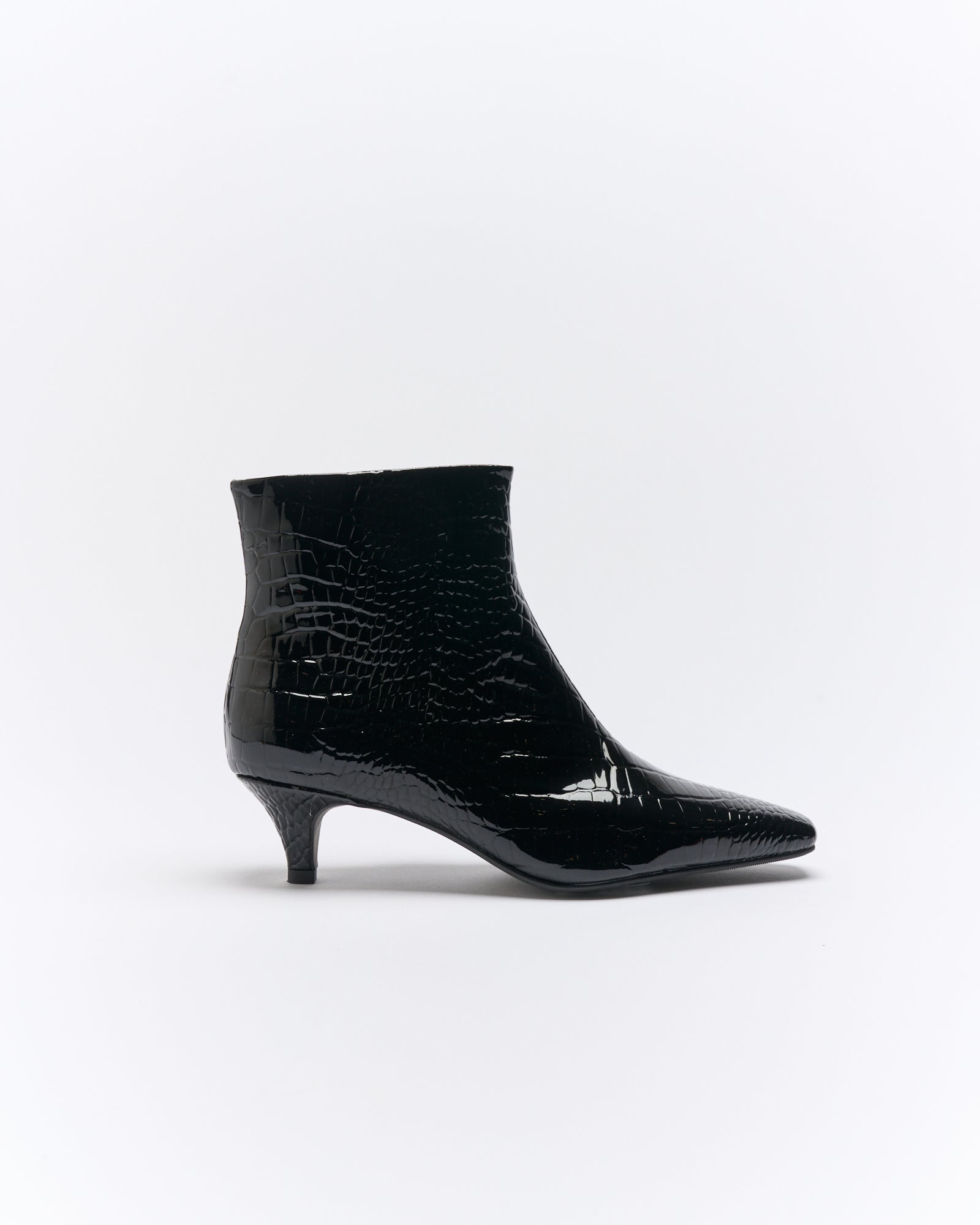 Image of Boots. Productname: Vera Boot in Black Croc colour by brand - Walnut Melbourne