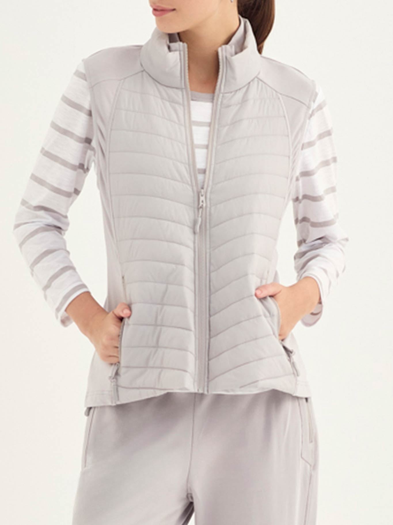 VERGE AWARD VEST (Silver)