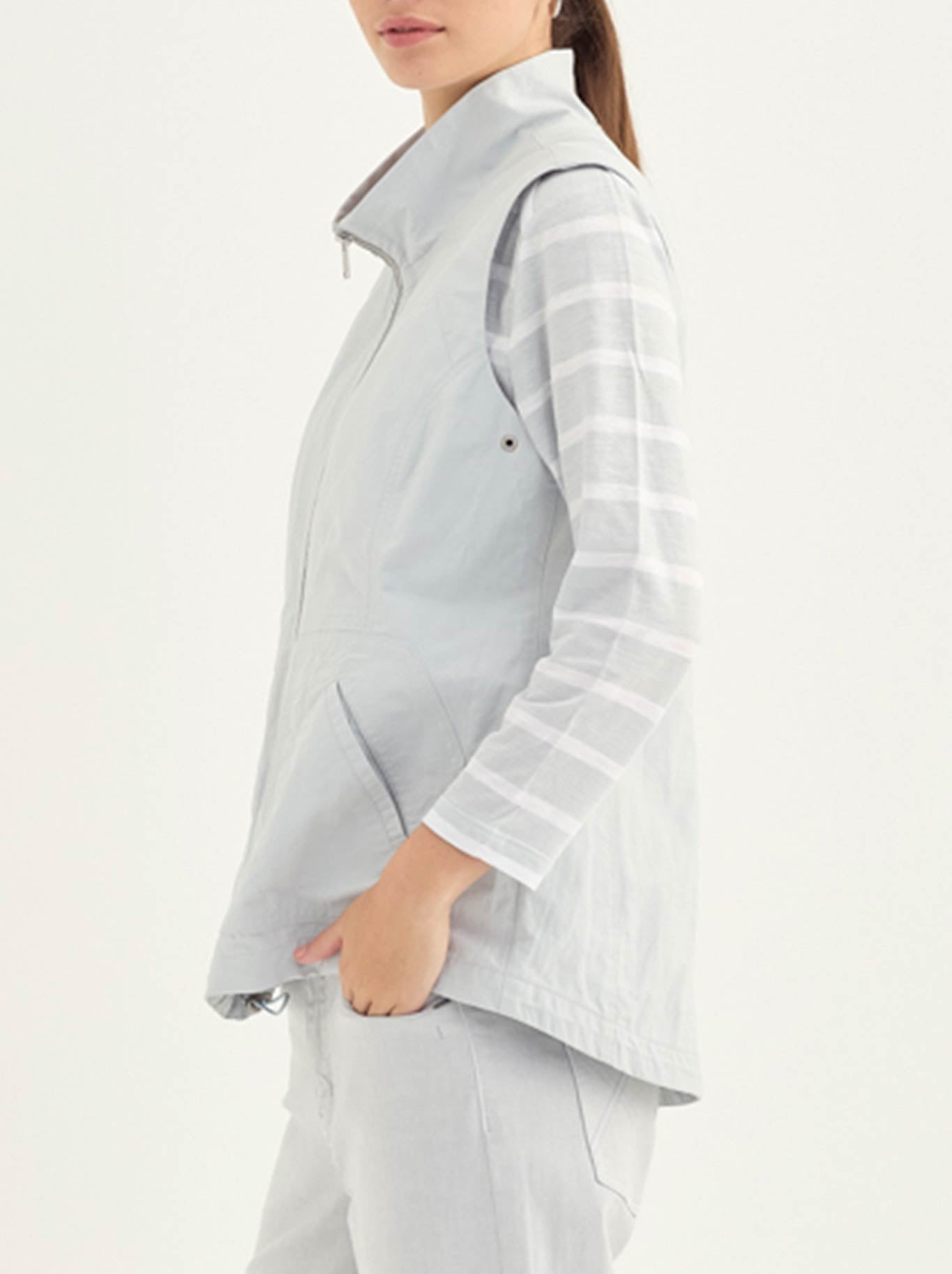 Verge Statement Vest (Ice)