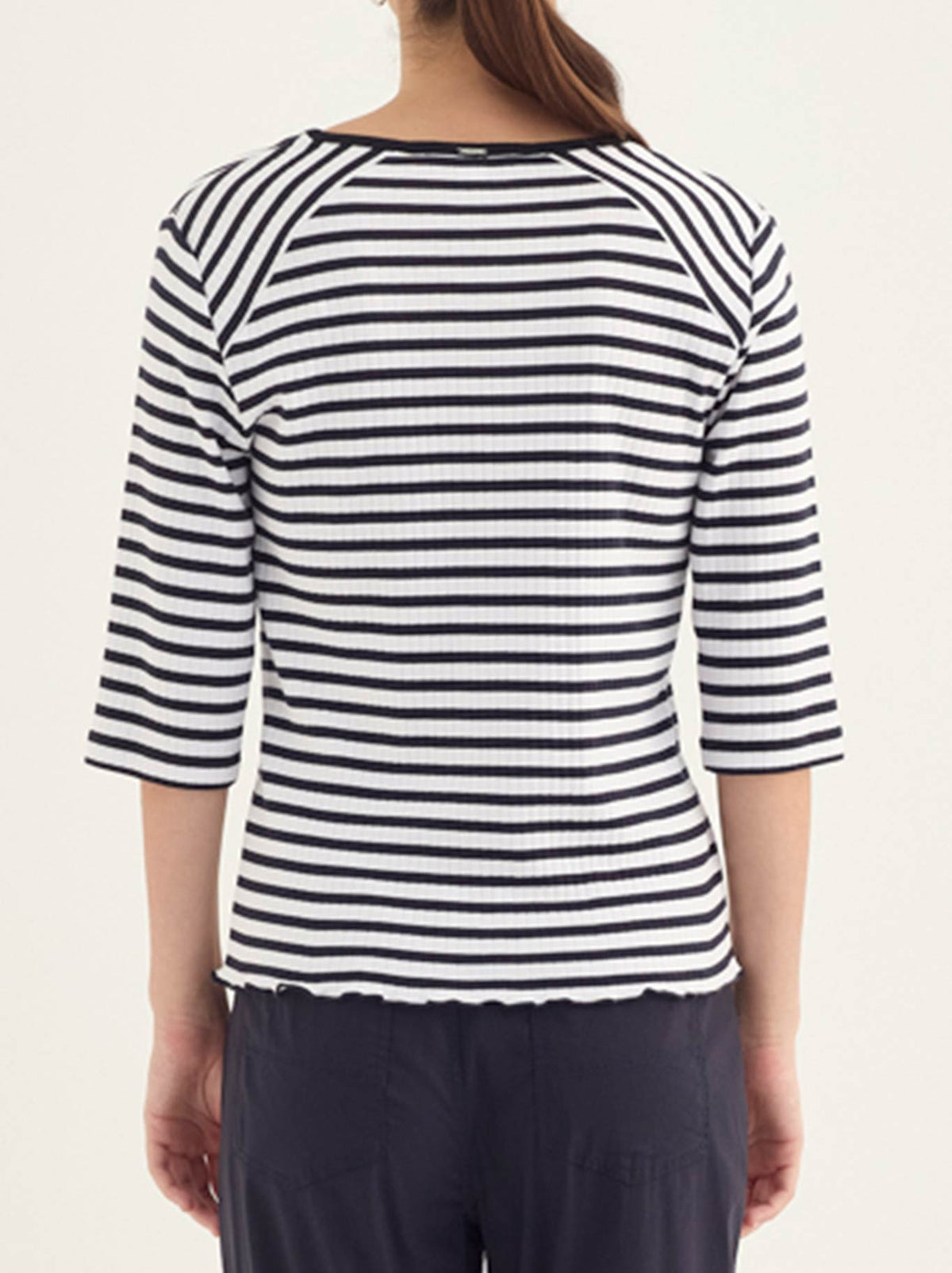 VERGE ALPHA TOP (Black)