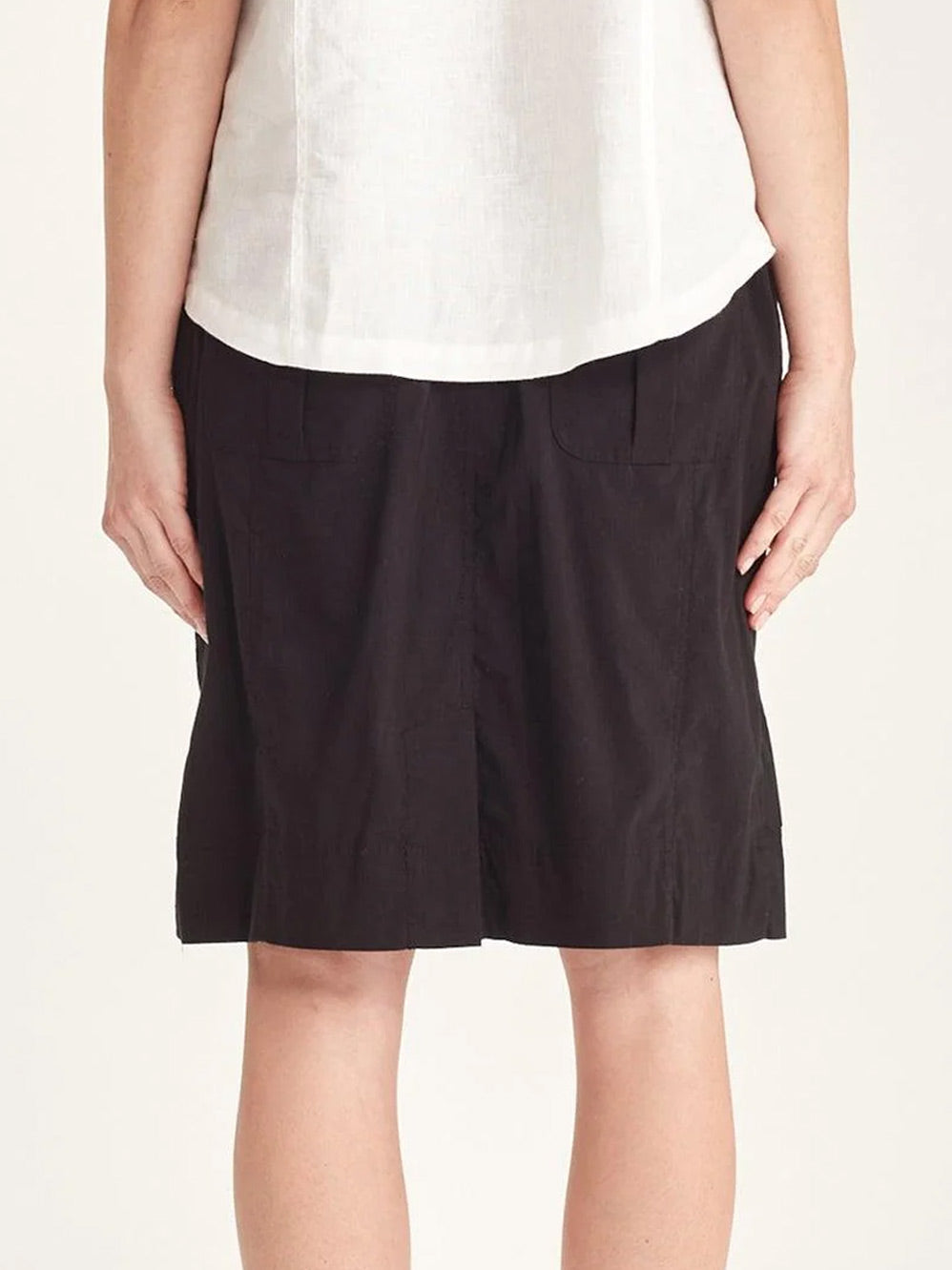 VERGE ACROBAT LEGION SKIRT (Black)