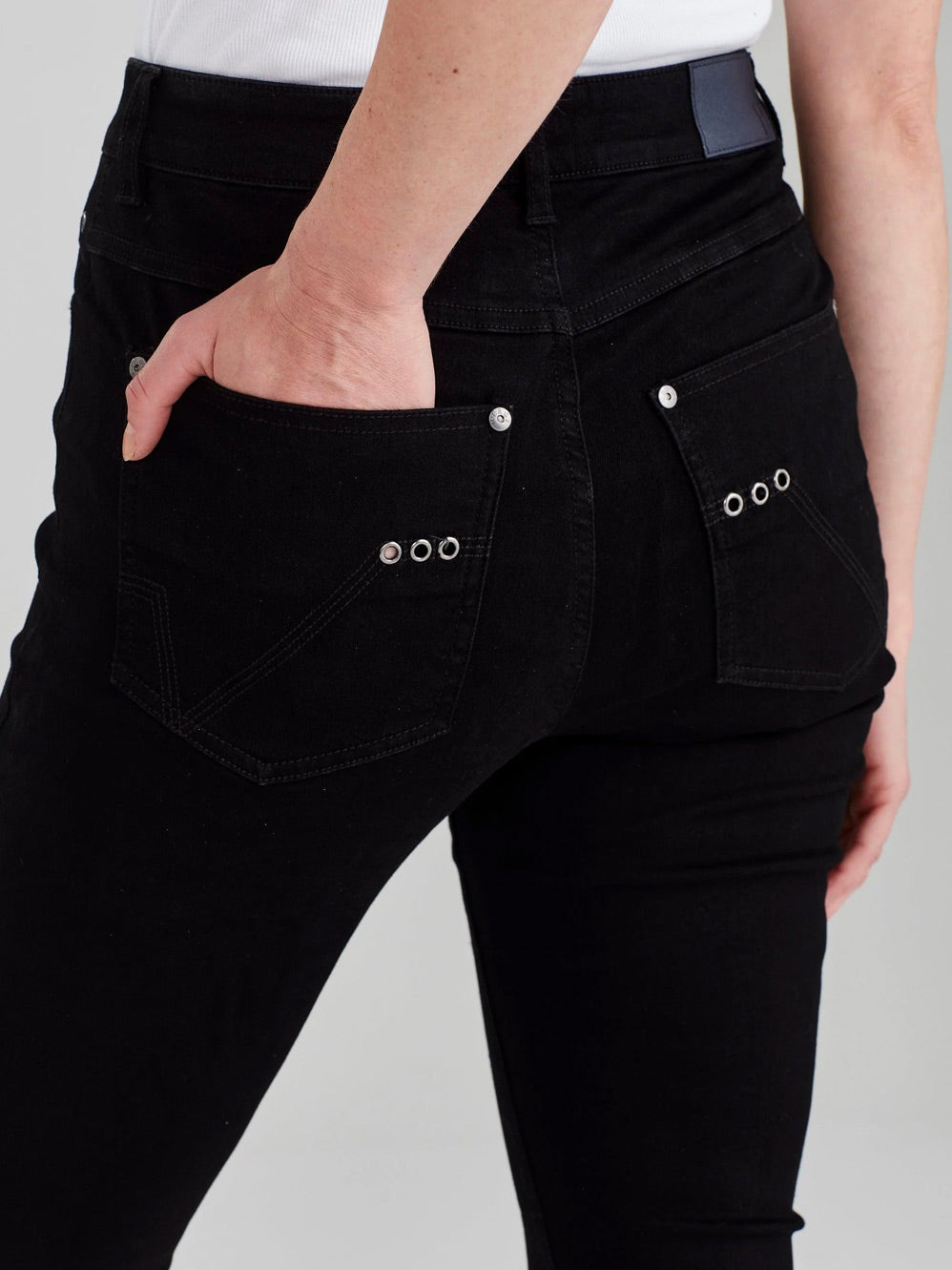 VERGE MADDOX JEAN (Black)