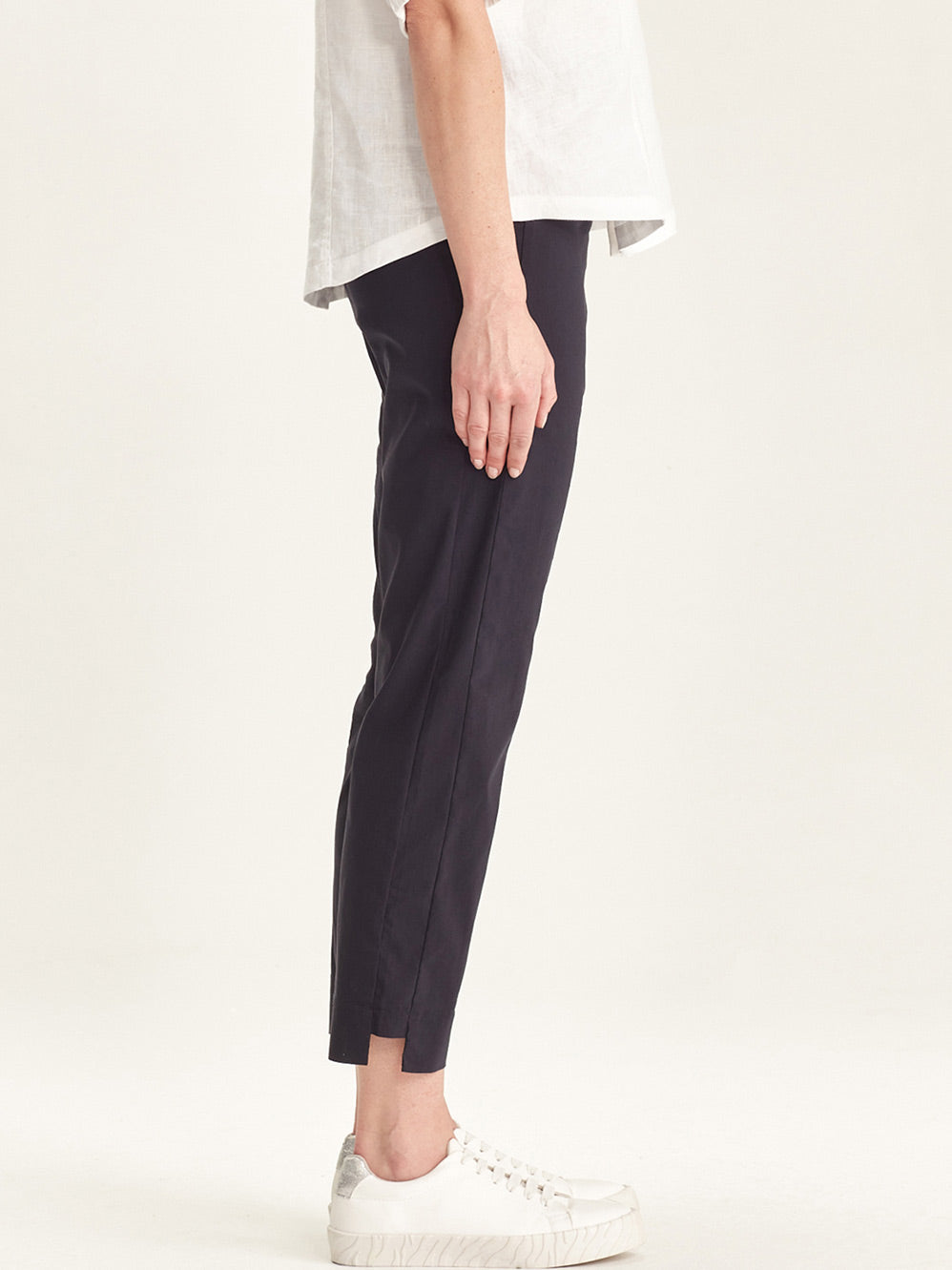 VERGE ACROBAT DESIREE PANT (Black)