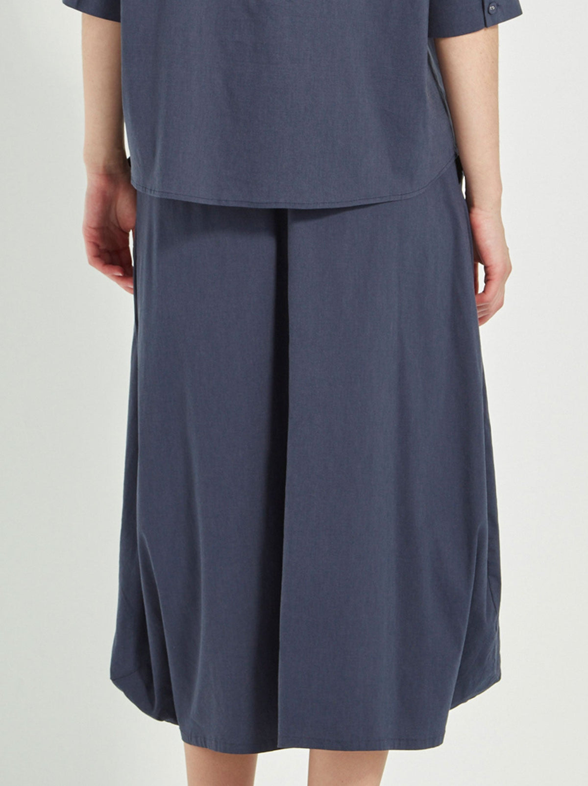 Verge Acrobat Emi Skirt (Black)