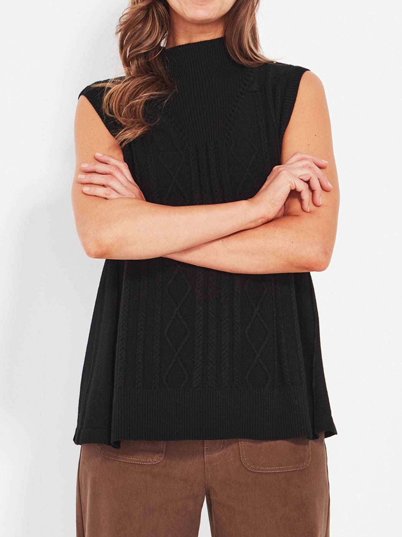 Image of Coats & Jackets. Productname: Verge Cherish Vest in Black colour by brand - Verge