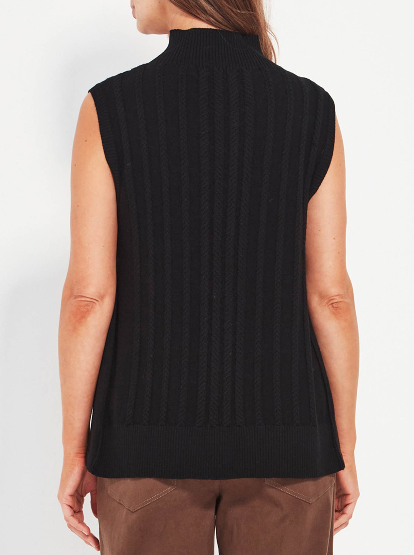 VERGE CHERISH VEST (Black)