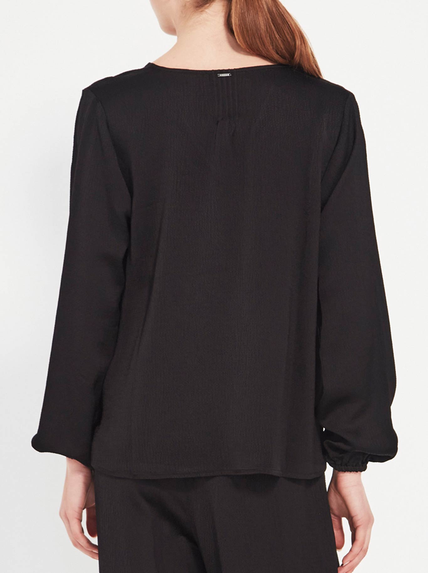 VERGE SAVANT TOP (Black)