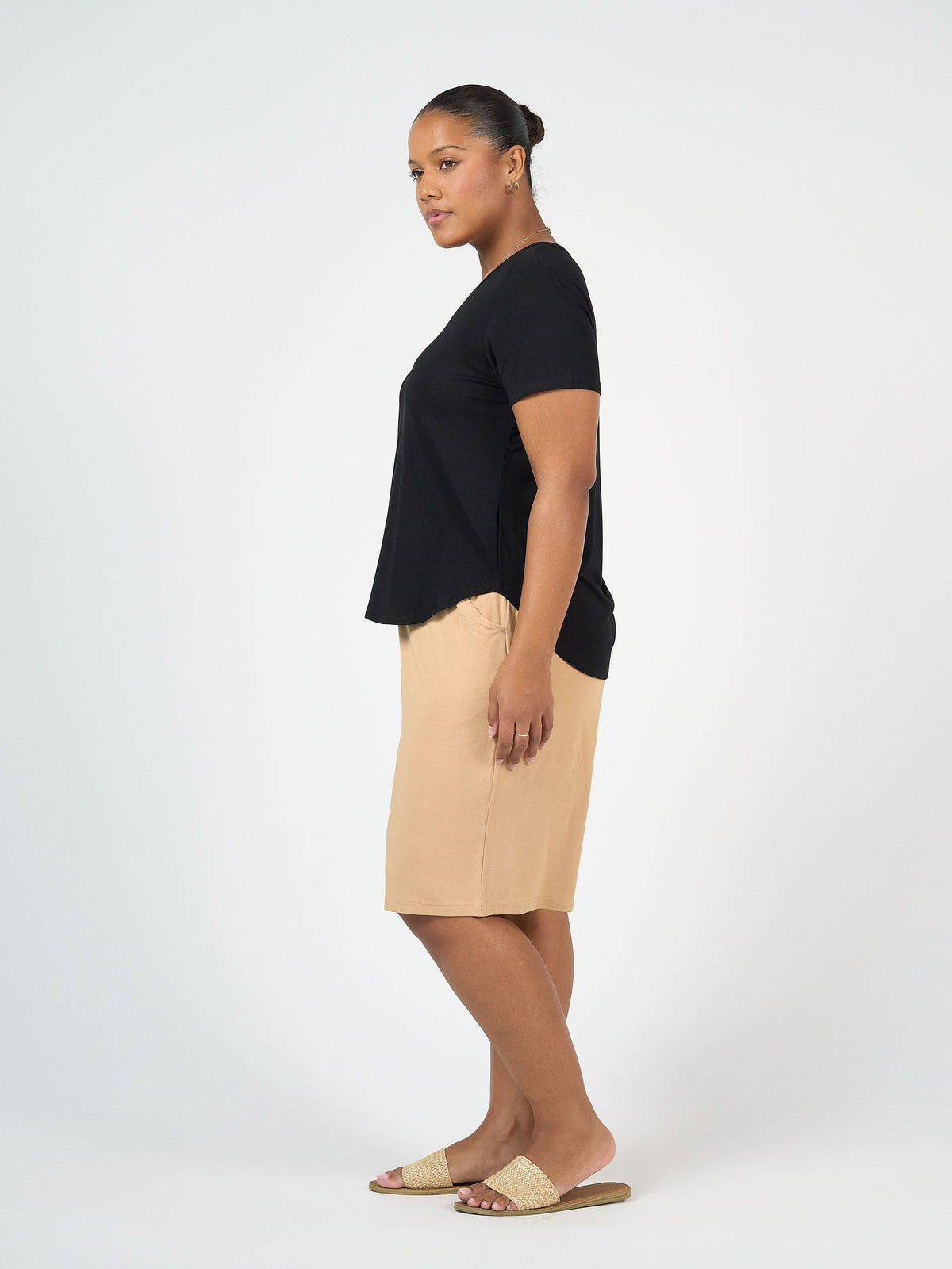 Lou Lou Veronica Bamboo V-Neck T-Shirt (Black)